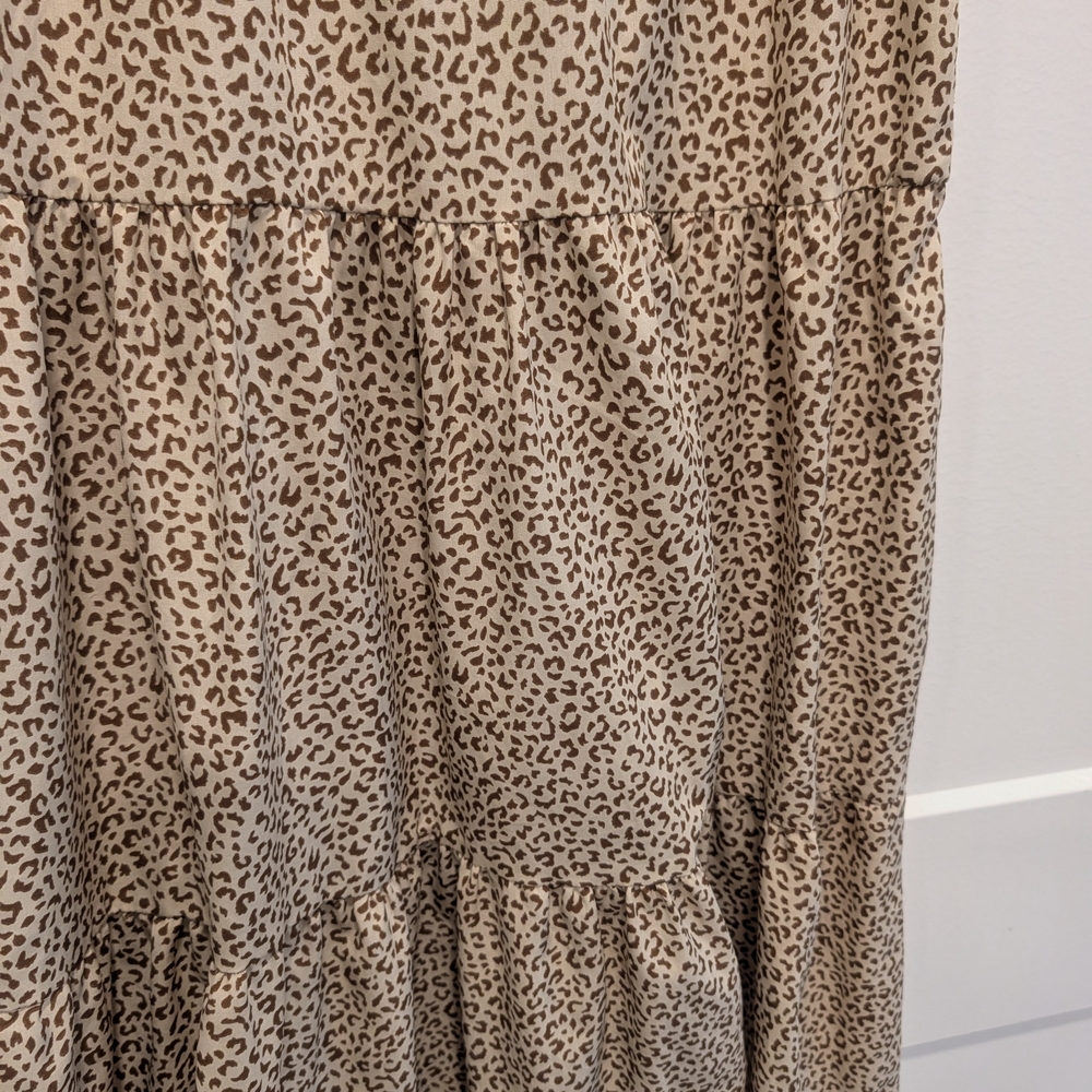 Shein Women's Leopard Print Tiered Ruffle Skirt Midi Dress Size Medium - Picture 4 of 8
